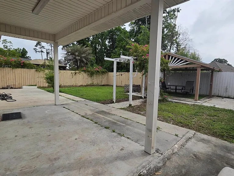 583 Fall River Dr — Photo 25