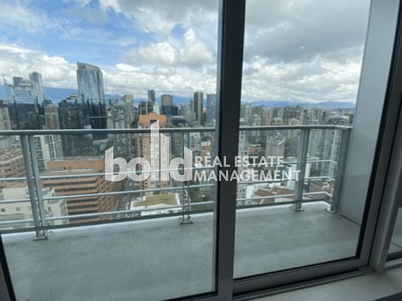 3rd image of 1283 Howe St #3503