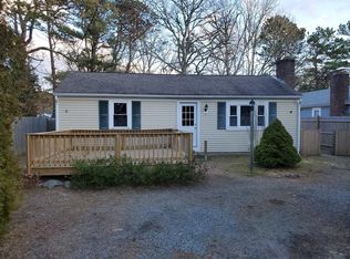 4 Circuit Rd, West Yarmouth, MA 02673