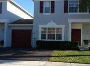 9520 S Vermosa Ln, Tamarac, FL 33321