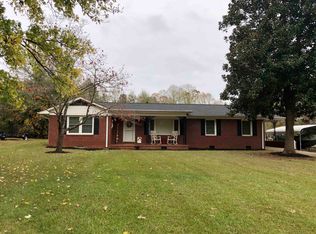 302 N Carolina Ave, Chesnee, SC 29323
