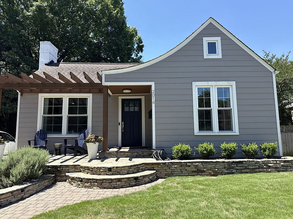 1st image of 2016 Lombardy Cir