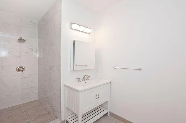 Rented by Bold New York | media 8