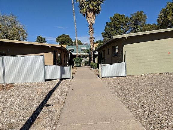2nd image of 1233 E Drachman St