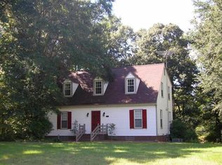 366 Fork Lake Dr, Clinton, NC 28328