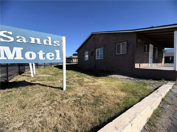 924 E Main St, Barstow, CA 92311