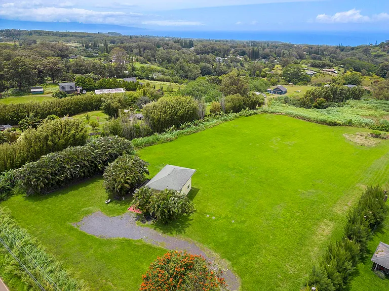 654 Kaupakalua Rd — Photo 20