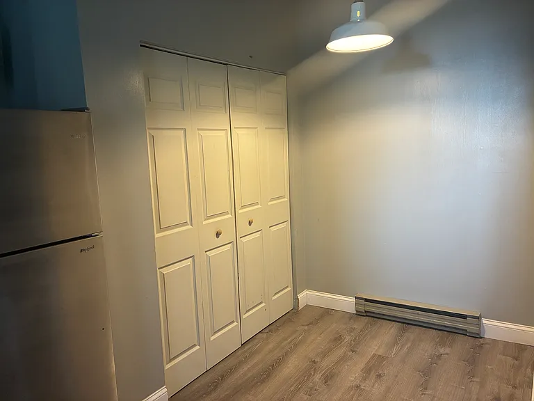 301 Main St #302 — Photo 3