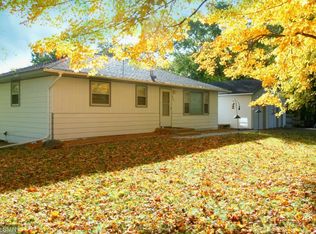 890 Sunnyfield Rd N, Mound, MN 55364