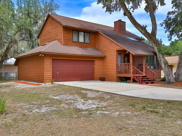 902 W 7th St, New Smyrna Beach, FL 32168