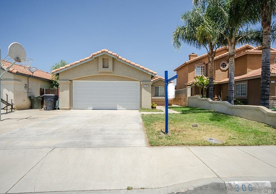1st image of 306 Saint Elmos Ct