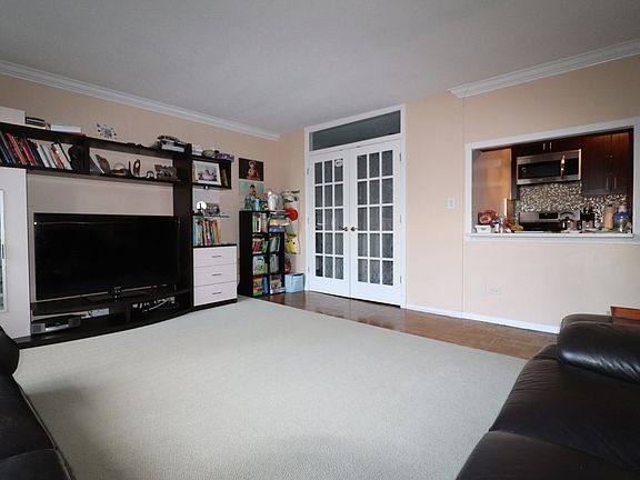 2nd image of 1641 3rd Ave APT 18J