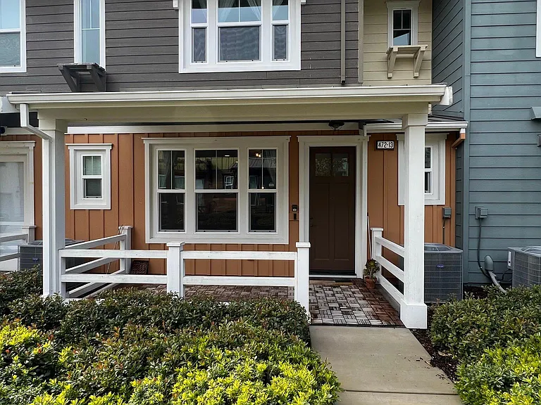 472 Persimmon Cmn #13 — Photo 1