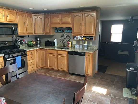 4th image of 824 Quail Dr