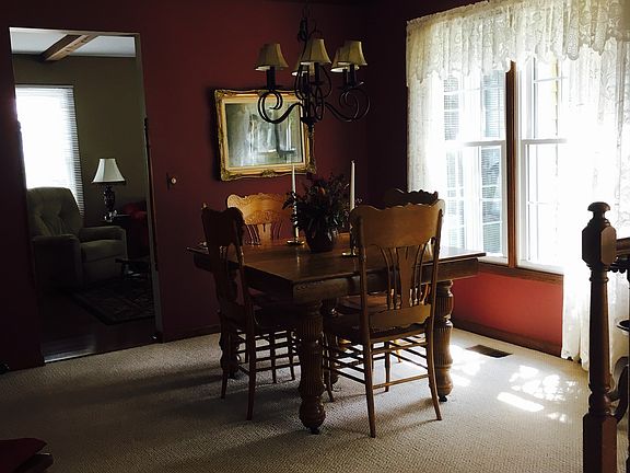 2nd image of 419 Kenilworth Dr