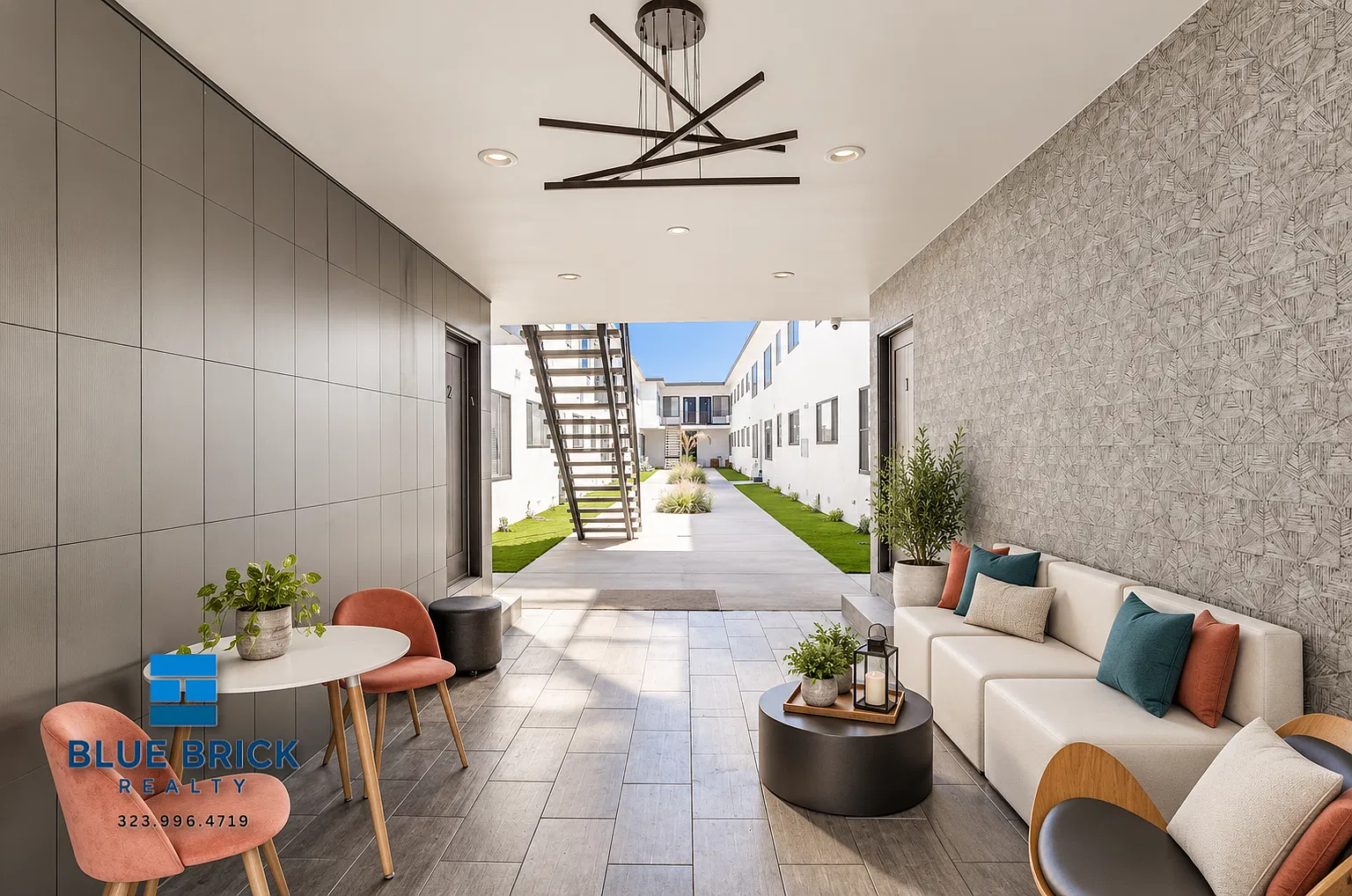 5320 Corteen Pl — Photo 3
