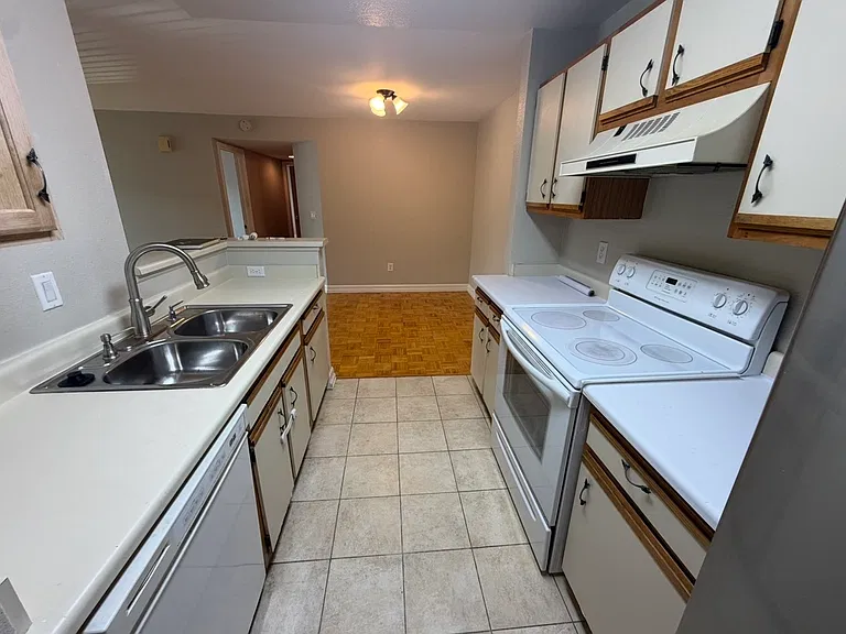 9510 E Florida Ave #1052 — Photo 12