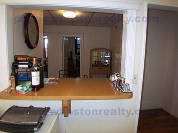 2nd image of 1056 Commonwealth Ave #Sj61