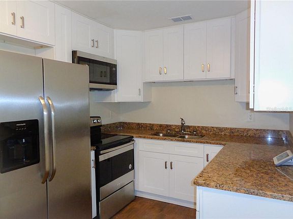 2nd image of 2101 Carroll Pl