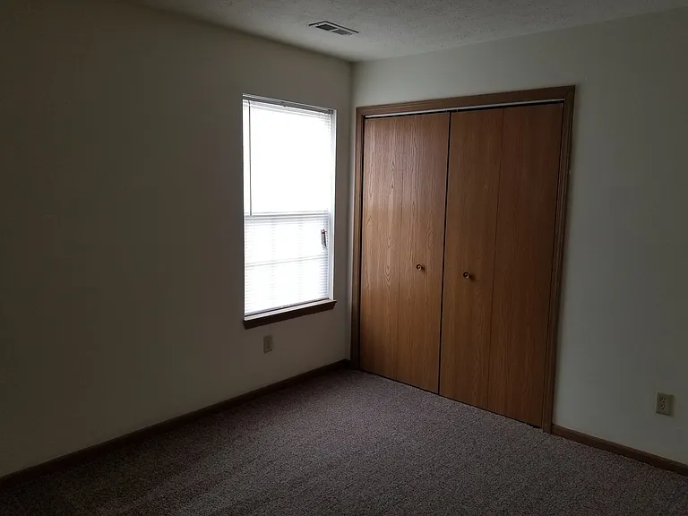 2332 Hopkins Dr — Photo 8