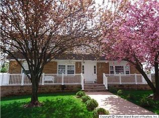 472 Lamont Ave, Staten Island, NY 10312