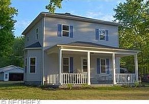 1st image of 332 E Jefferson St
