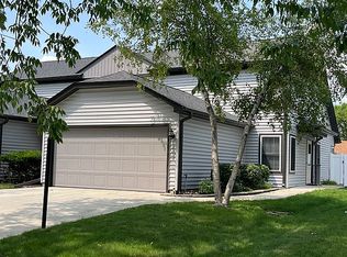 1803 Shetland Rd, Naperville, IL 60565