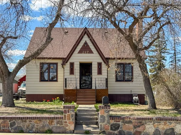 217 8th Ave N, Shelby, MT 59474