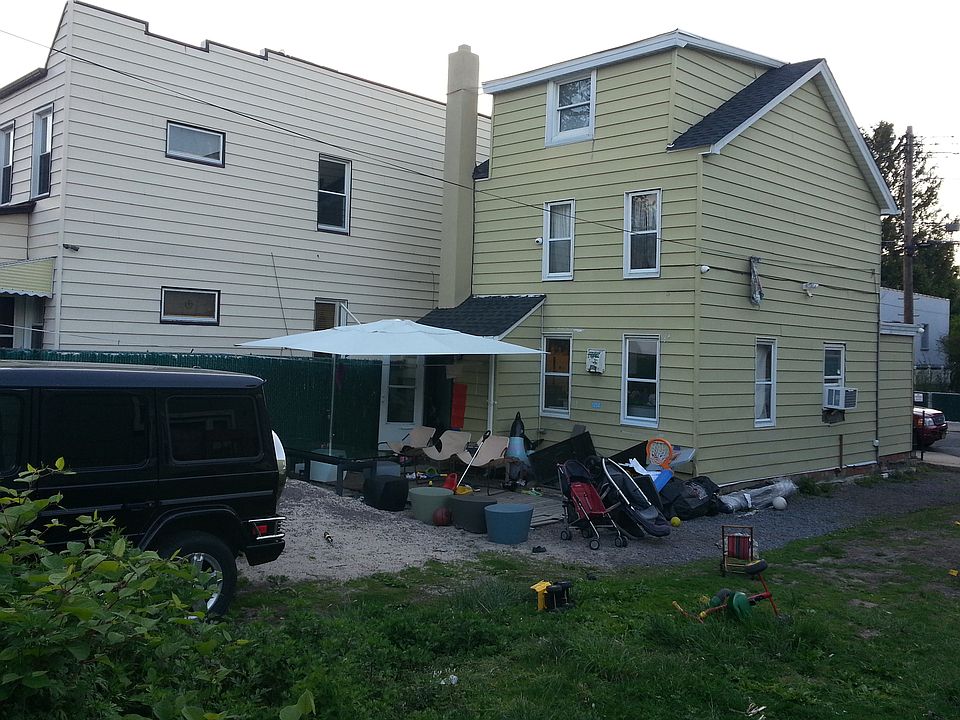 1st image of 6026 78th Ave