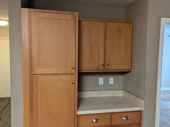 Kitchen storage
