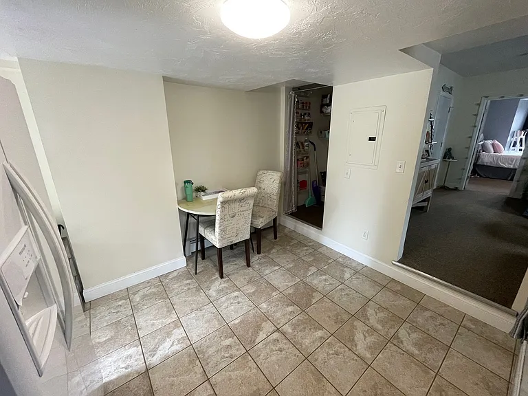 11-13 Porter St #2L — Photo 8