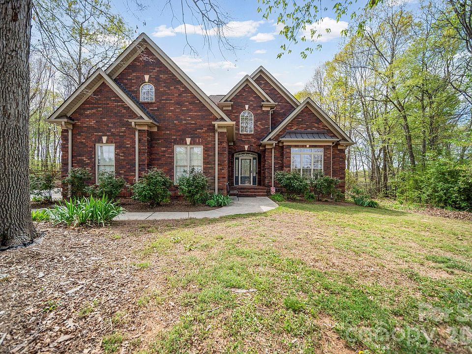 1st image of 6118 Bickett Ridge Dr