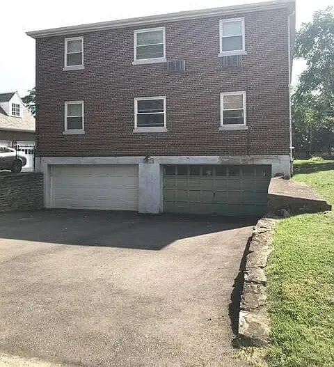 2912 Madison Road — Photo 18