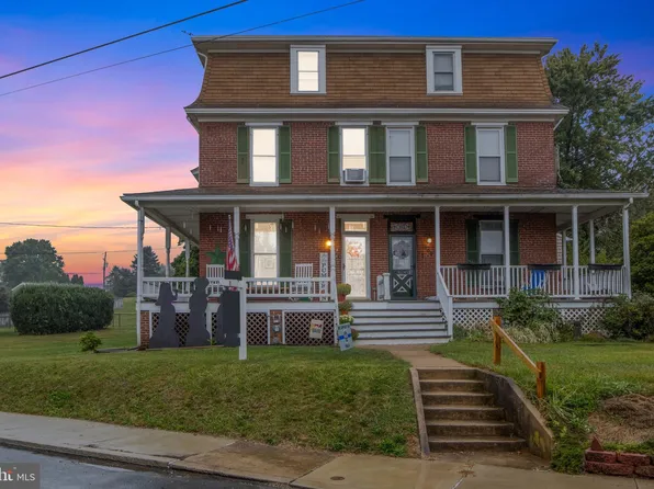 105 N Constitution Ave, New Freedom, PA 17349