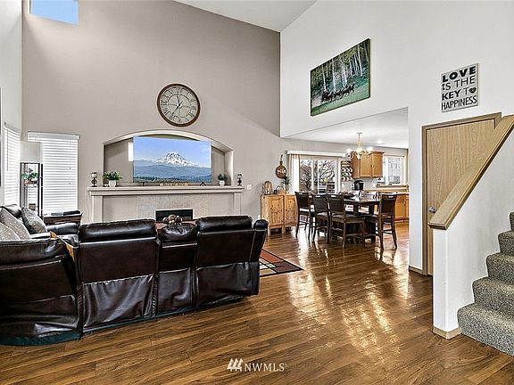 5th image of 14419 Sandy Glen Ln E