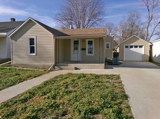1118 Bell St, Beatrice, NE 68310