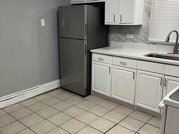 4th image of 4744 Rose St #Ga