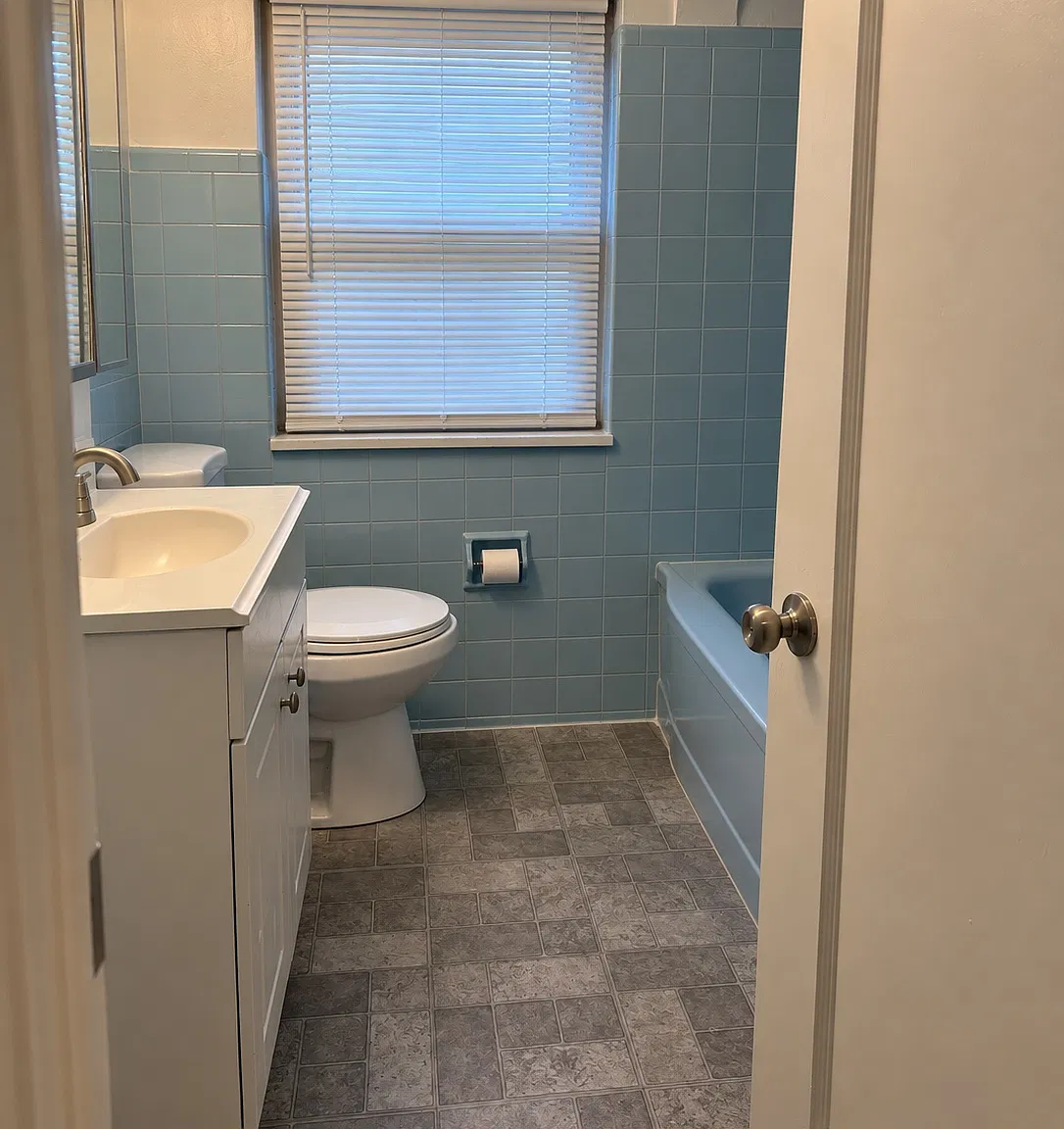 3 bed, 1232 sqft, $1,500 — Photo 4