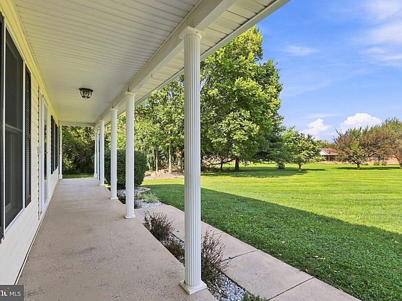 5th image of 9402 Musket Ct