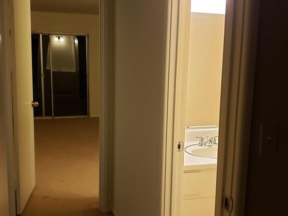 4th image of 1457 San Bernardino Ave