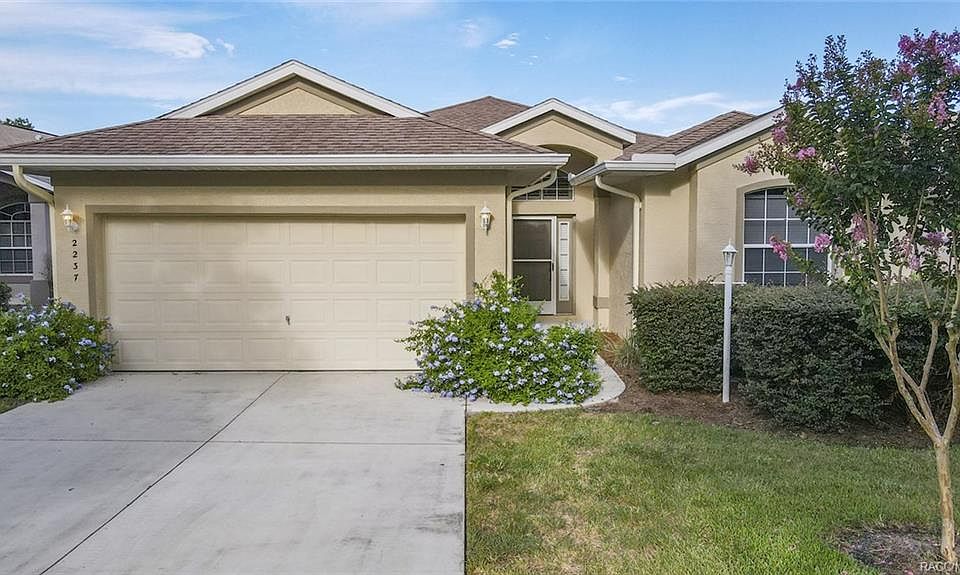 1st image of 2237 N Brentwood Cir