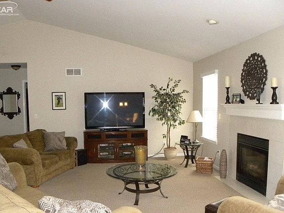 2nd image of 1193 Emerald Forest Ln