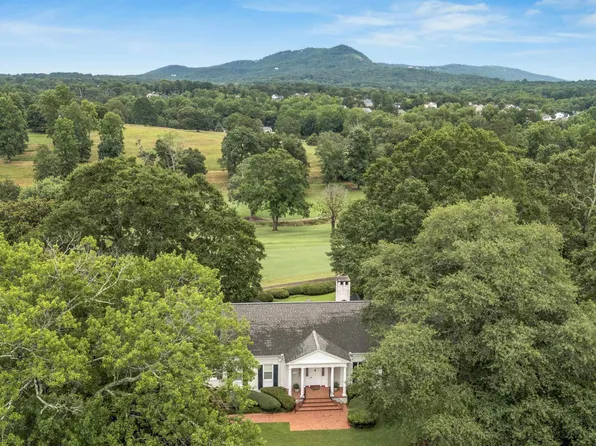 110 E Round Hill Rd, Greenville, SC 29617