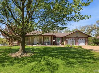 213 Lincoln Ln, Winfield, MO 63389