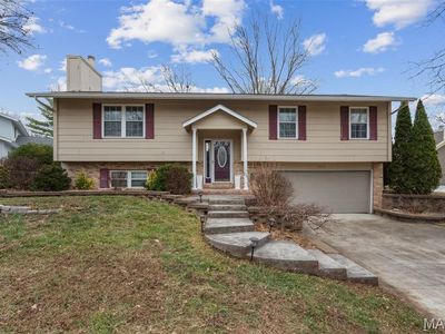 922 Ampere Pl, Lake Saint Louis, MO, 63367