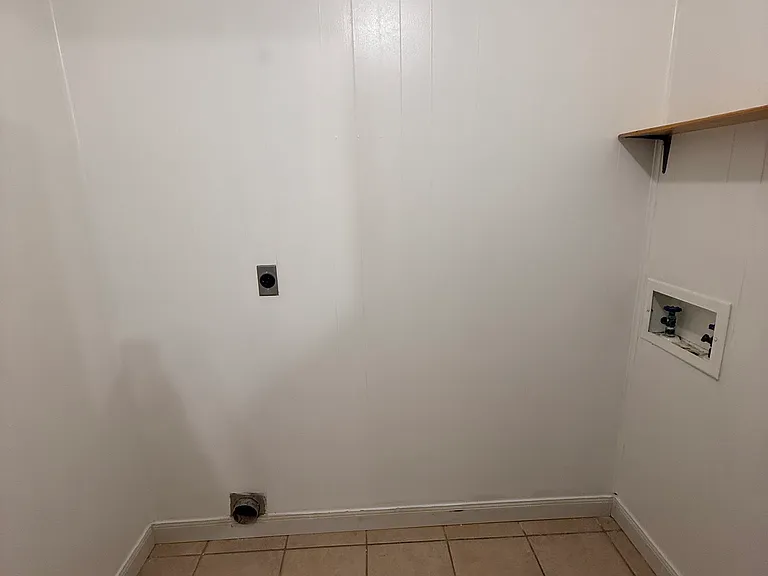 109 Davis Ln — Photo 23