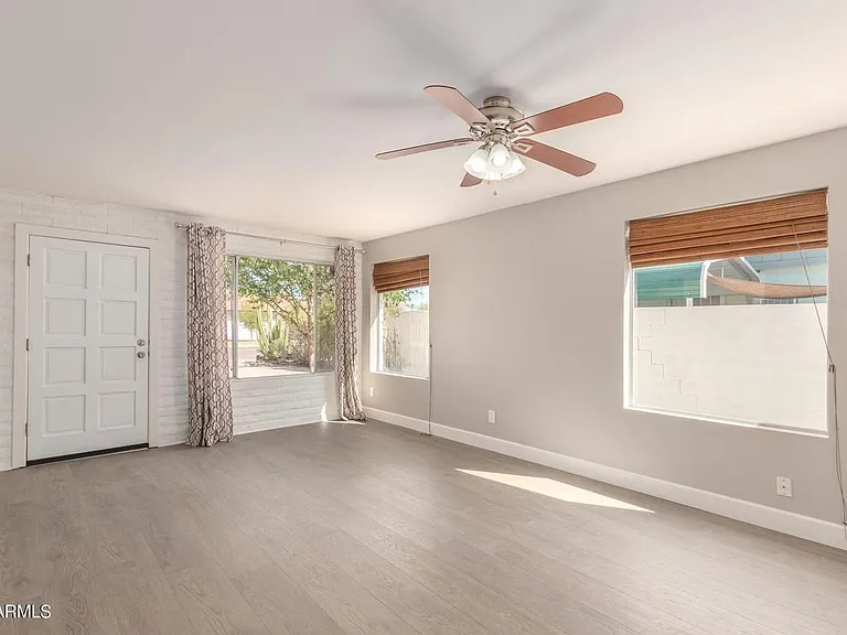 1973 E Alameda Dr — Photo 4