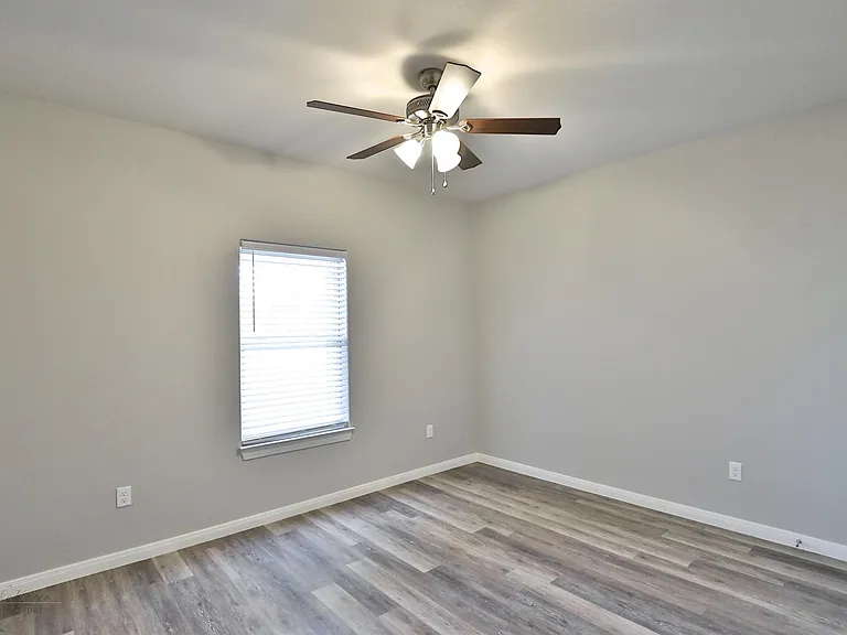 6620 Jennings St — Photo 16
