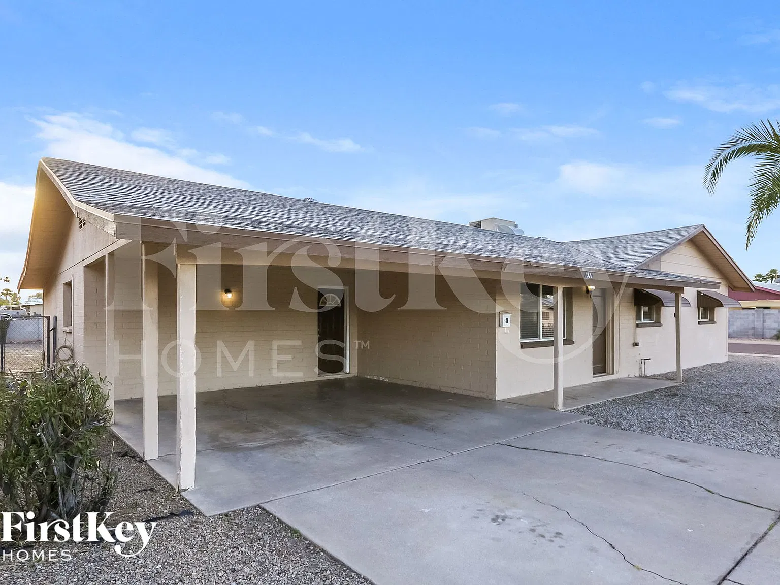 3 bed, 2.0 bath, 1646 sqft, $2,205 — Photo 2