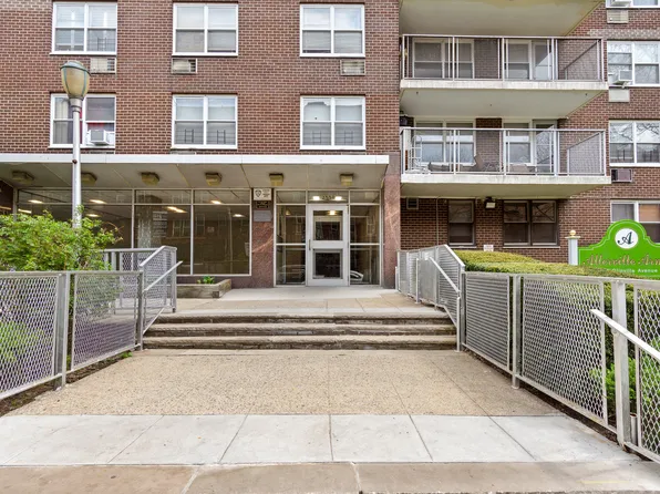 2550 Olinville Avenue image 26 of 28